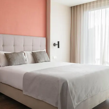 Limehome Defensores De Chaves Aparthotel 3*