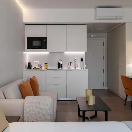 Limehome Defensores De Chaves Daire