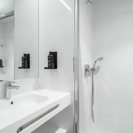 Limehome Campo Pequeno 3* Lisboa