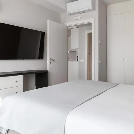 Ξενοδοχείο με διαμερίσματα Limehome Campo Pequeno Lisboa