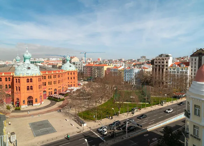 Aparthotel Limehome Defensores De Chaves 3*