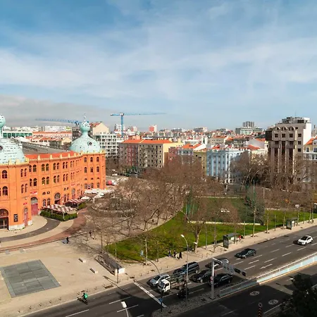 Апарт-отель Limehome Defensores De Chaves 3*