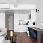 Limehome Saldanha Aparthotel 3*