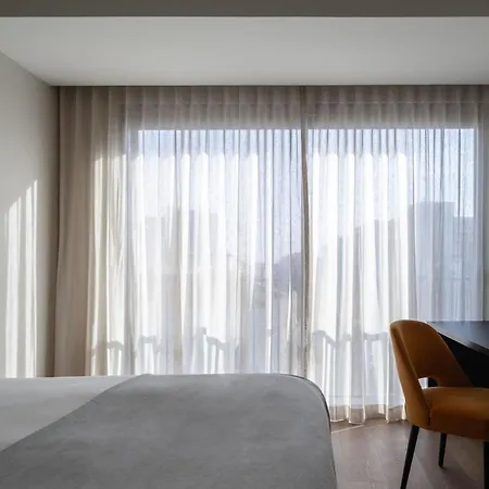 Apartment Limehome Defensores De Chaves