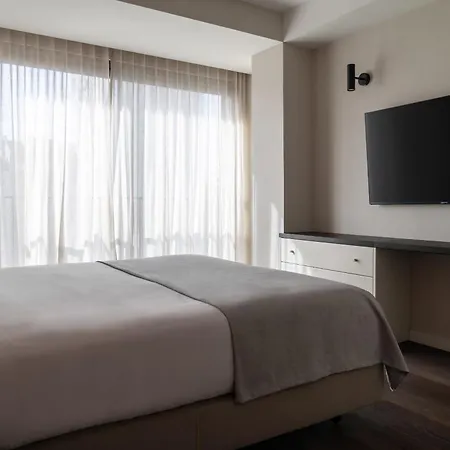 Limehome Defensores De Chaves Apartment