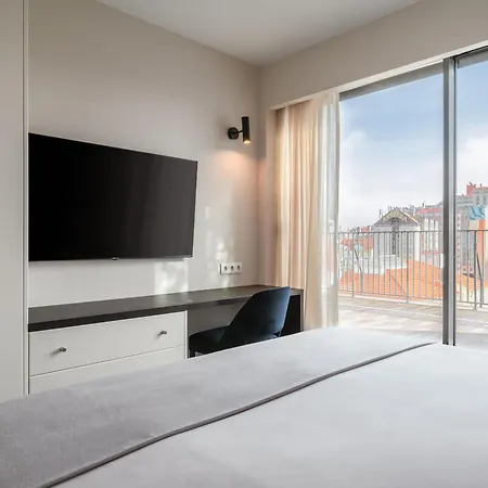 Apartment Limehome Defensores De Chaves *