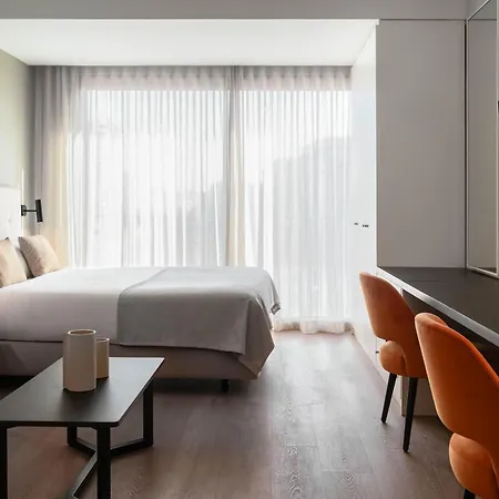 Limehome Defensores De Chaves Apartment