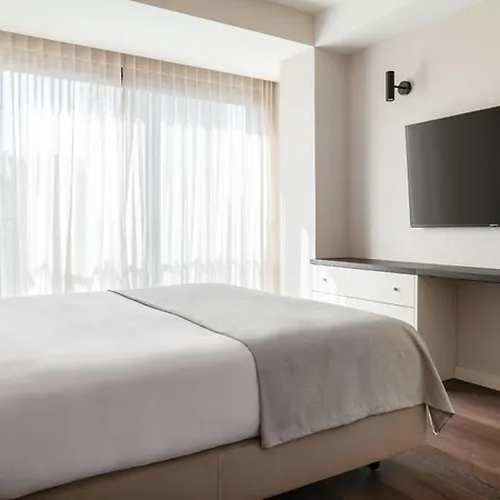 Limehome Defensores De Chaves Apartment